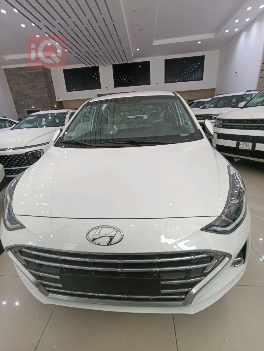 هیوندای i10